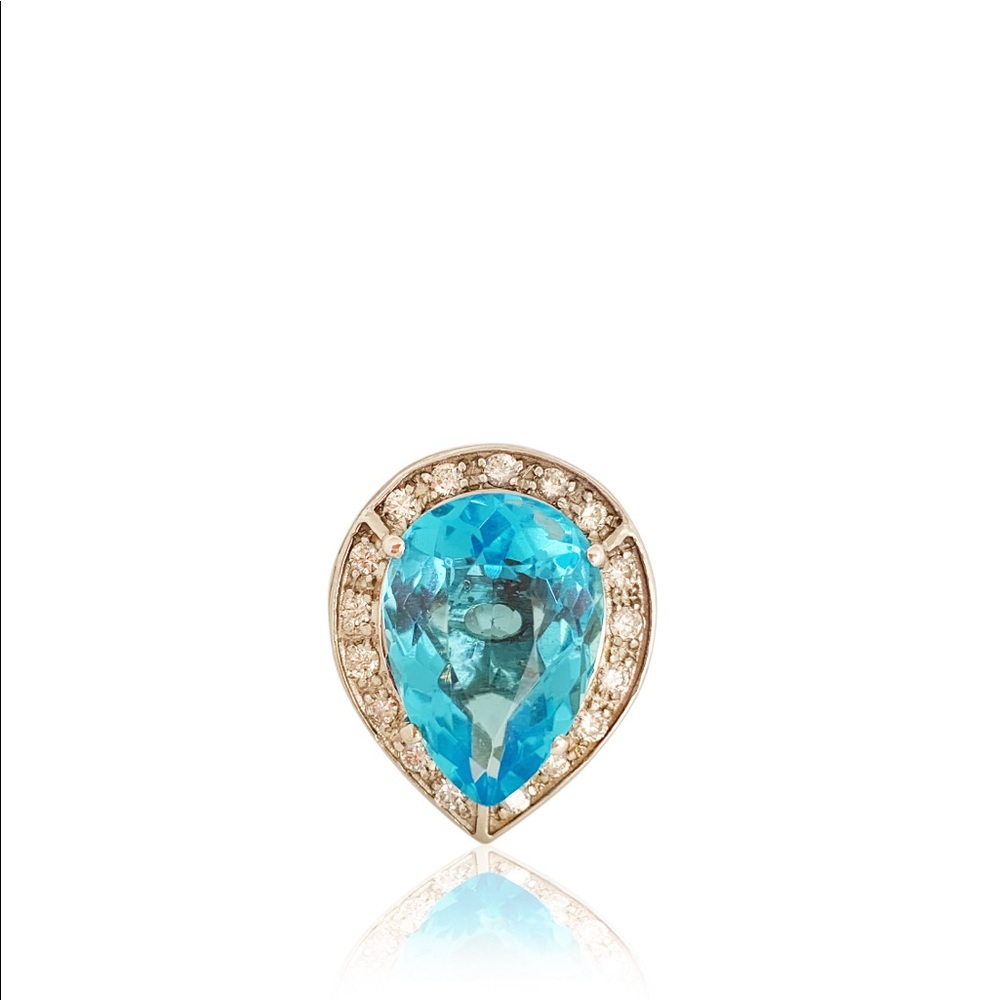 Authentic Blue Topaz with Diamonds Ring 💍💍💍😍